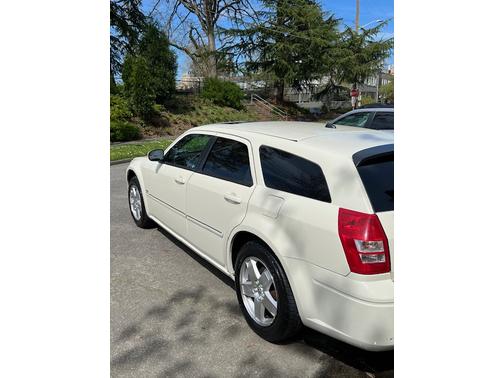 2005 Dodge Magnum R/T