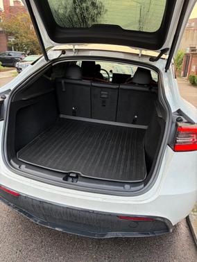 White 2023 Tesla Model Y Long Range