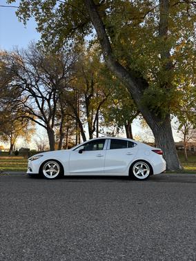 2018 Mazda Mazda3 Sport