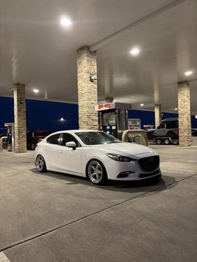 2018 Mazda Mazda3 Sport