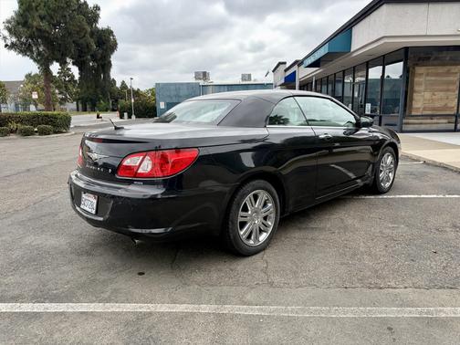 Black 2008 Chrysler Sebring Limited
