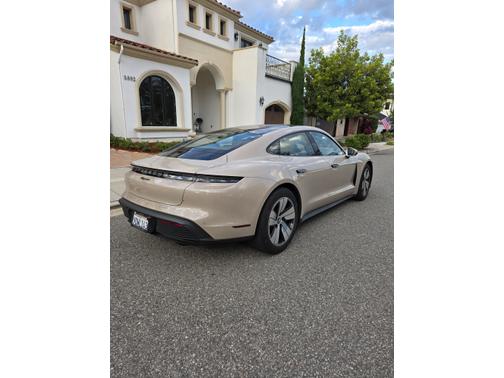 2022 Porsche Taycan Taycan