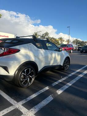 White 2019 Toyota C-HR XLE