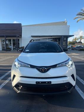White 2019 Toyota C-HR XLE