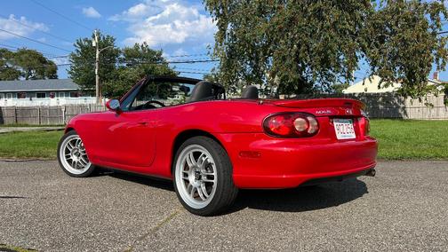 Red 2004 Mazda MazdaSpeed Miata MX-5 Base