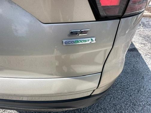 Gold 2017 Ford Escape SE