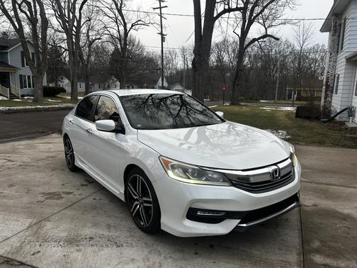 2017 Honda Accord Sport SE