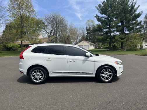 2015 Volvo XC60 T5 Premier