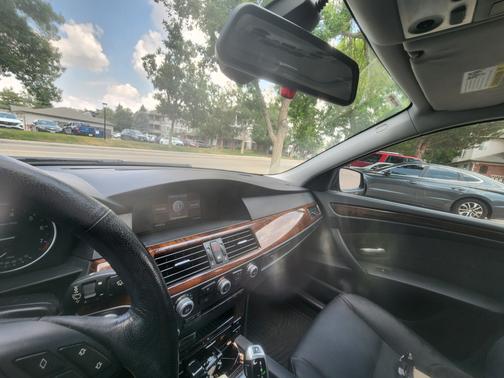 2010 BMW 528 i xDrive