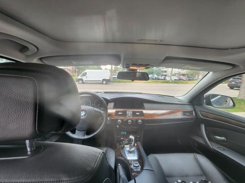 2010 BMW 528 i xDrive