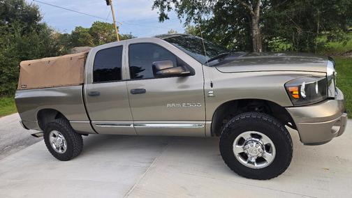 Gold 2006 Dodge Ram 2500 Laramie Quad Cab