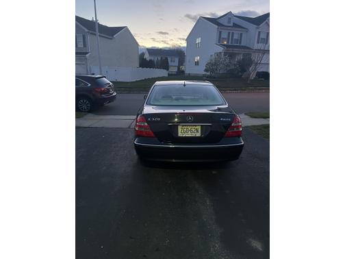 2005 Mercedes-Benz E-Class E320 4MATIC