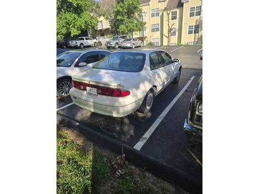 White 2001 Buick Century Limited