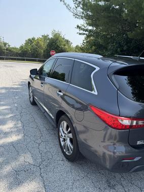 Gray 2013 INFINITI JX35 Base