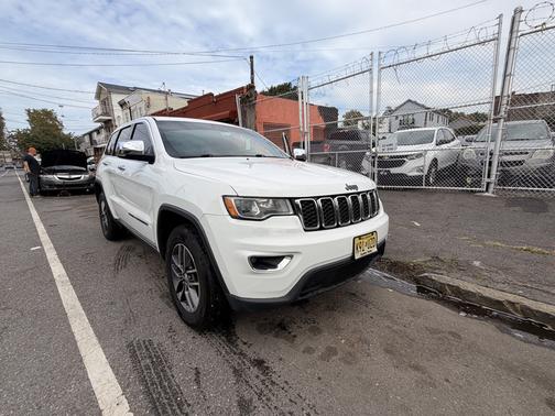 White 2017 Jeep Grand Cherokee Limited
