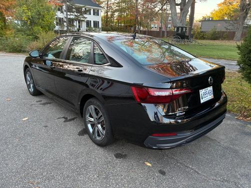 2023 Volkswagen Jetta 1.4T SE