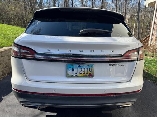Beige 2019 Lincoln Nautilus Reserve