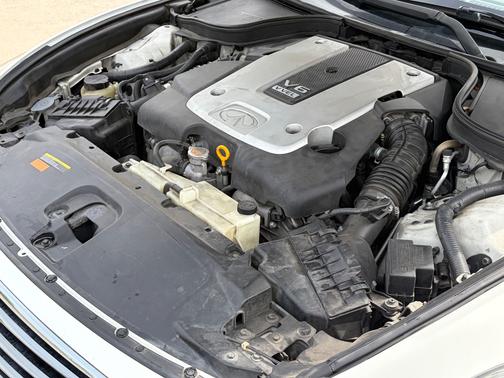 2010 INFINITI G37 Base