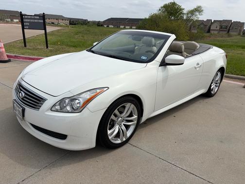 2010 INFINITI G37 Base