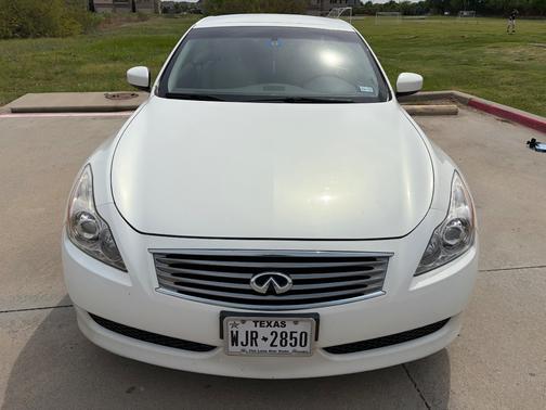 2010 INFINITI G37 Base