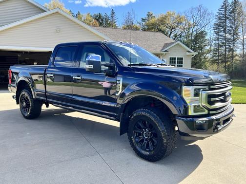 Blue 2022 Ford F-350 Platinum