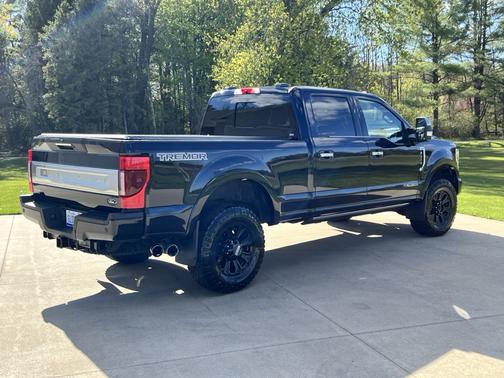 Blue 2022 Ford F-350 Platinum