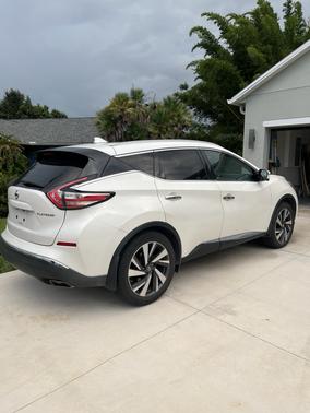 White 2018 Nissan Murano Platinum