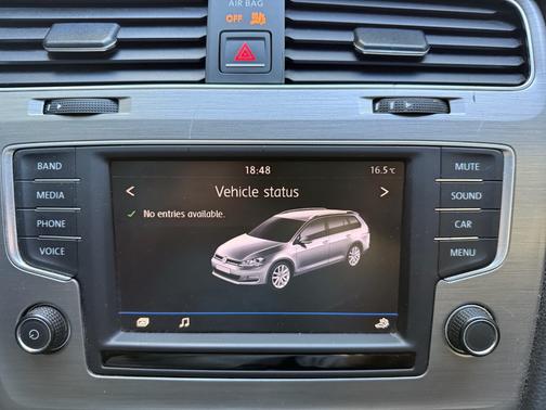 Gray 2017 Volkswagen Golf SportWagen TSI S