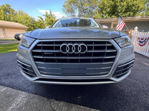 Silver 2018 Audi Q5 2.0T Tech Premium