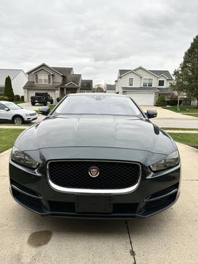 2017 Jaguar XE 35t Premium