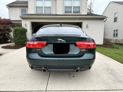 2017 Jaguar XE 35t Premium