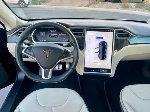 2012 Tesla Model S Signature Performance