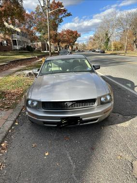 2009 Ford Mustang Base