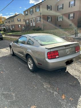 2009 Ford Mustang Base