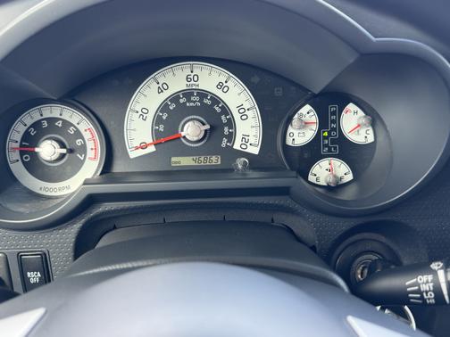 2014 Toyota FJ Cruiser Base