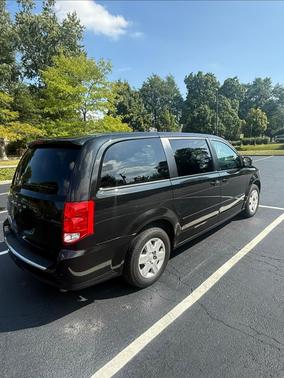 Black 2013 Dodge Grand Caravan SE