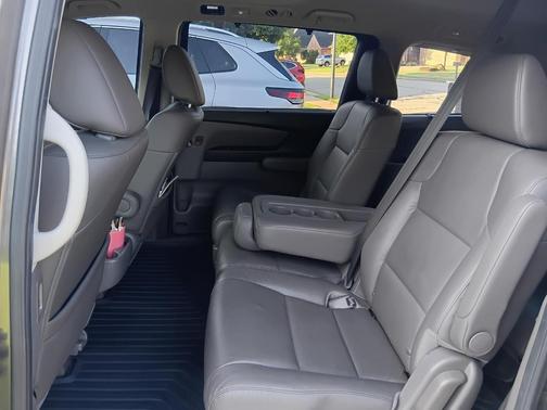 Gray 2015 Honda Odyssey Touring Elite