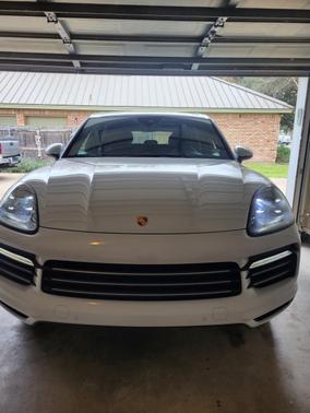 2022 Porsche Cayenne Cayenne