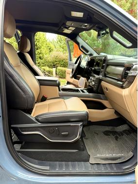 2023 Ford F-350 Lariat