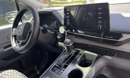 2021 Toyota Sienna Limited 7 Passenger