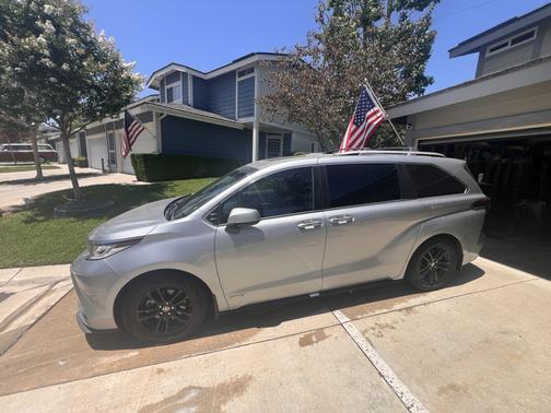 2021 Toyota Sienna Limited 7 Passenger
