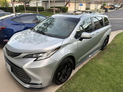 2021 Toyota Sienna Limited 7 Passenger