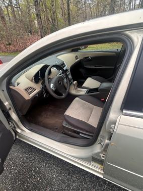 Beige 2010 Chevrolet Malibu LS