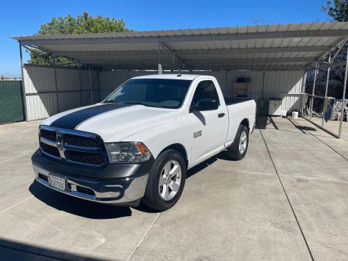 Photo 1 of 6 of 2013 RAM 1500 Tradesman