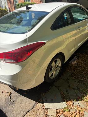 White 2013 Hyundai ELANTRA GS
