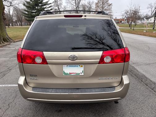 2007 Toyota Sienna CE