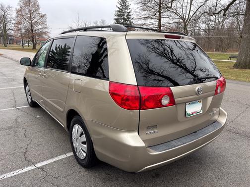 2007 Toyota Sienna CE