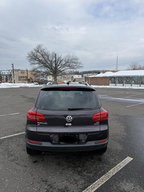 2016 Volkswagen Tiguan SE