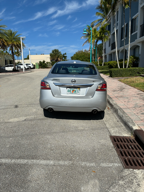 Silver 2015 Nissan Altima 2.5 SV