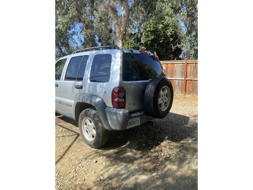 2005 Jeep Liberty Sport